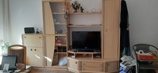 Schrankwand Wohnzimmer  hell beige mit Glasteil Fernsehteil Barteil gebraucht 