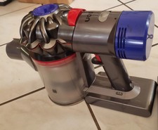 Dyson V8 Akku-Staubsauger NUR
