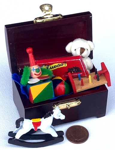 Puppenstube holztruhe gefüllt - puppenstube,