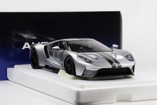 1:12 AUTOart Ford GT 2017 Ingot Silver with Black stripes 12108