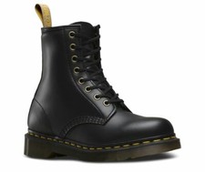 Dr Martens Doc 8 Loch 1460