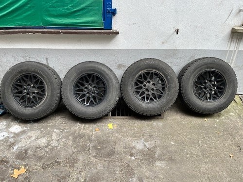 Komplettsatz jeep - komplettsatz,