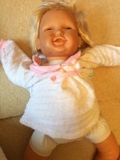  Baby Born Konvolut inkl. Puppe, Badewanne und Trageautositz