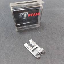 Pfaff #2 Sewing Narrow Edge
