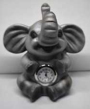 Kleine Standuhr Elefant