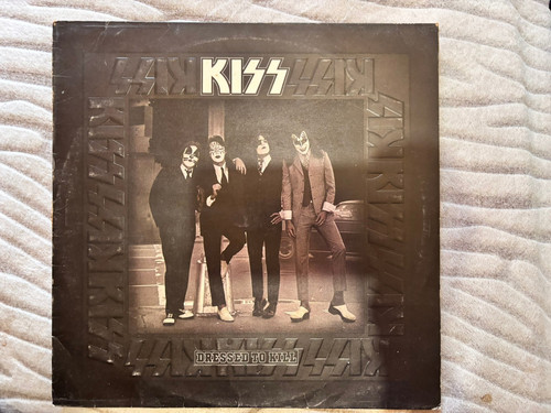 Kiss dressed kill uk - uk, 1975