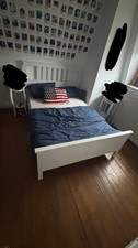 Weißes Ikea Hemnes Bett