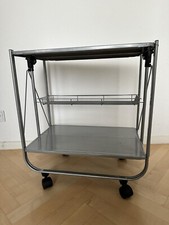 Teewagen, Servierwagen, Grillwagen klappbar, Metall,  grau-silber, mit Korb