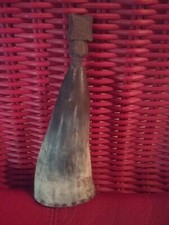 Pulverhorn Antik aus Horn