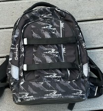 Satch Pack Schulrucksack - Schwarz Mountain Grid - 30L