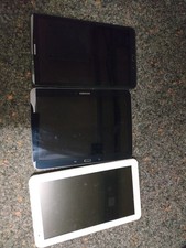 DEFEKTE TABLET  2 x SAMSUNG 