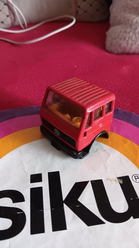 Siku lkw mercedes - siku,