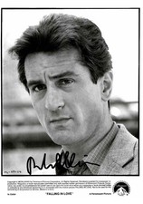 Robert De Niro signed auf alten Pressefoto.