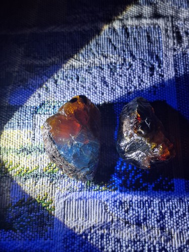 Blauer bernstein aus sumatra - aus,
