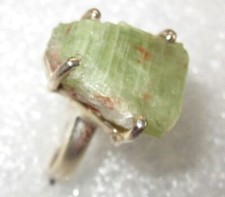 RARITÄT echter natur grüner Kyanit Cyanit Disthen Ring ROHSTEIN G17,5 925 Silber