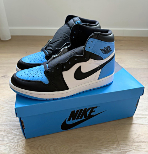 Nike air jordan retro - 1,
