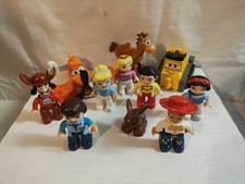 lot Of 11 LEGO Duplo Figures