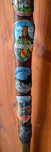 Stocknägel auf altem
