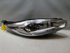 Ford Fiesta original Scheinwerfer vorn rechts Halogen mit LED Tagfahrlicht Bj.20