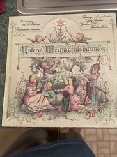 Unterm Weihnachtsbaum