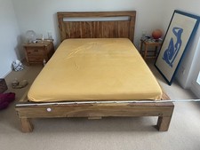 Massives Holzbett Modell