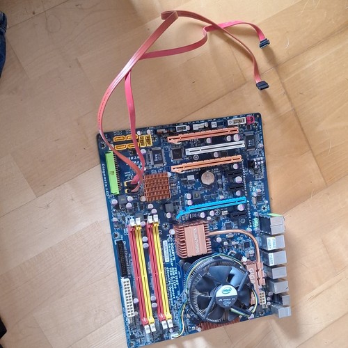 Gigabyte ep45 ds3p rev 1 - ga-ep45-ds3p, 1.0