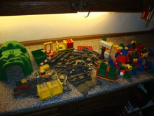 große Lego Duplo Eisenbahn