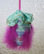 Styropor Ei mit Stoff Handarbeit Dekoration Ostern