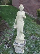 Antike Alabasta Figur - auf Sockel - ca. 65 cm hoch - mit leichter Beschädigung