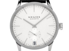 Nomos Glashütte Zürich Datum