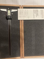 Digitaler Tiefenmessschieber