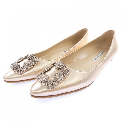 Manolo blahnik hangisi flat - manolo,