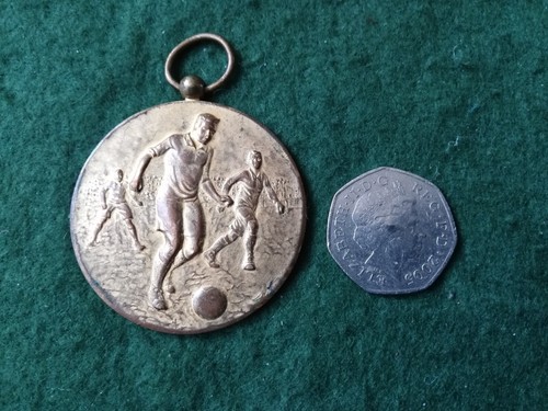 Große alte fußball medaille - alte,