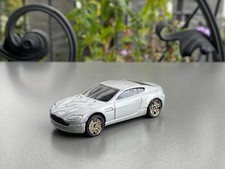 Hot Wheels Aston Martin V8