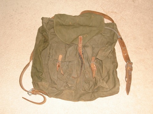 Heeres rucksack mit umgebauten - heeres,