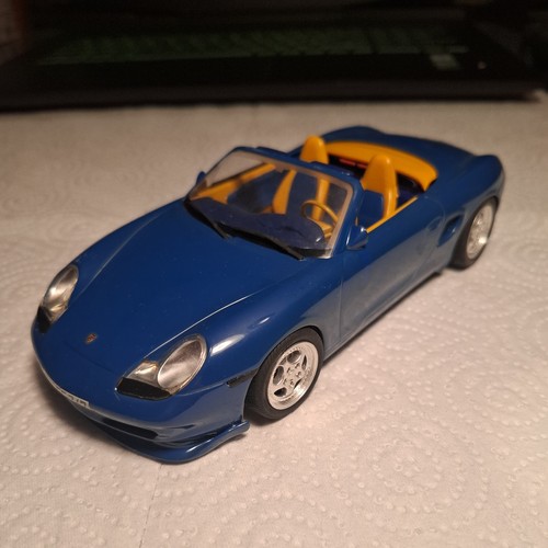 Porsche boxter bausatz 24 - porsche,