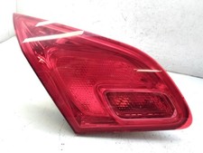 Opel Astra J Bj.2010 original Rückleuchte Heckleuchte innen links 5-türig Fließh