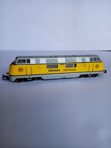 Märklin v200 lokomotive - h0,