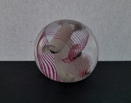 Caithness paperweight trapez - paperweight,