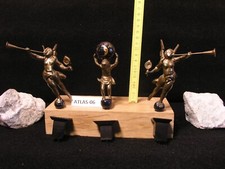 Bronze Altlas mit 2 Engel für Staartklok Friesenuhr Halbkastenuhr mit Podest 06