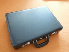 Aktenkoffer Zahlenschloß 