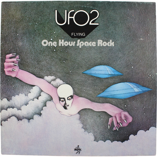 Ufo flying one - 2, hour