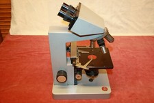Hochwertiges Mikroskop Leitz Wetzlar