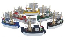Maritime Deko 6 verschieden farbige Krabben / Fisch-Kutter je ca. 8 cm aus Holz