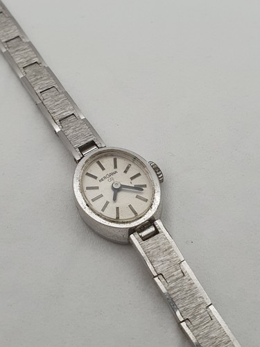 Alte bergana damenarmbanduhr - alte,