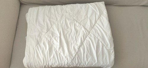 Hochwertiges seiden steppbett - hochwertiges, seiden-steppbett