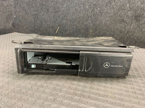 Mercedes benz w203 2006 - mercedes-benz, cd