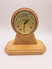 Alte Holz Tischuhr / W -