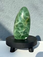 Fluorit grün Freiform (ca. 795g, ca. 13cm) ohne Deko