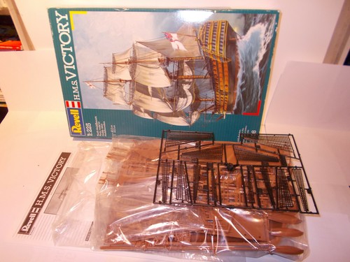 Revell 225 - revell, 1:225